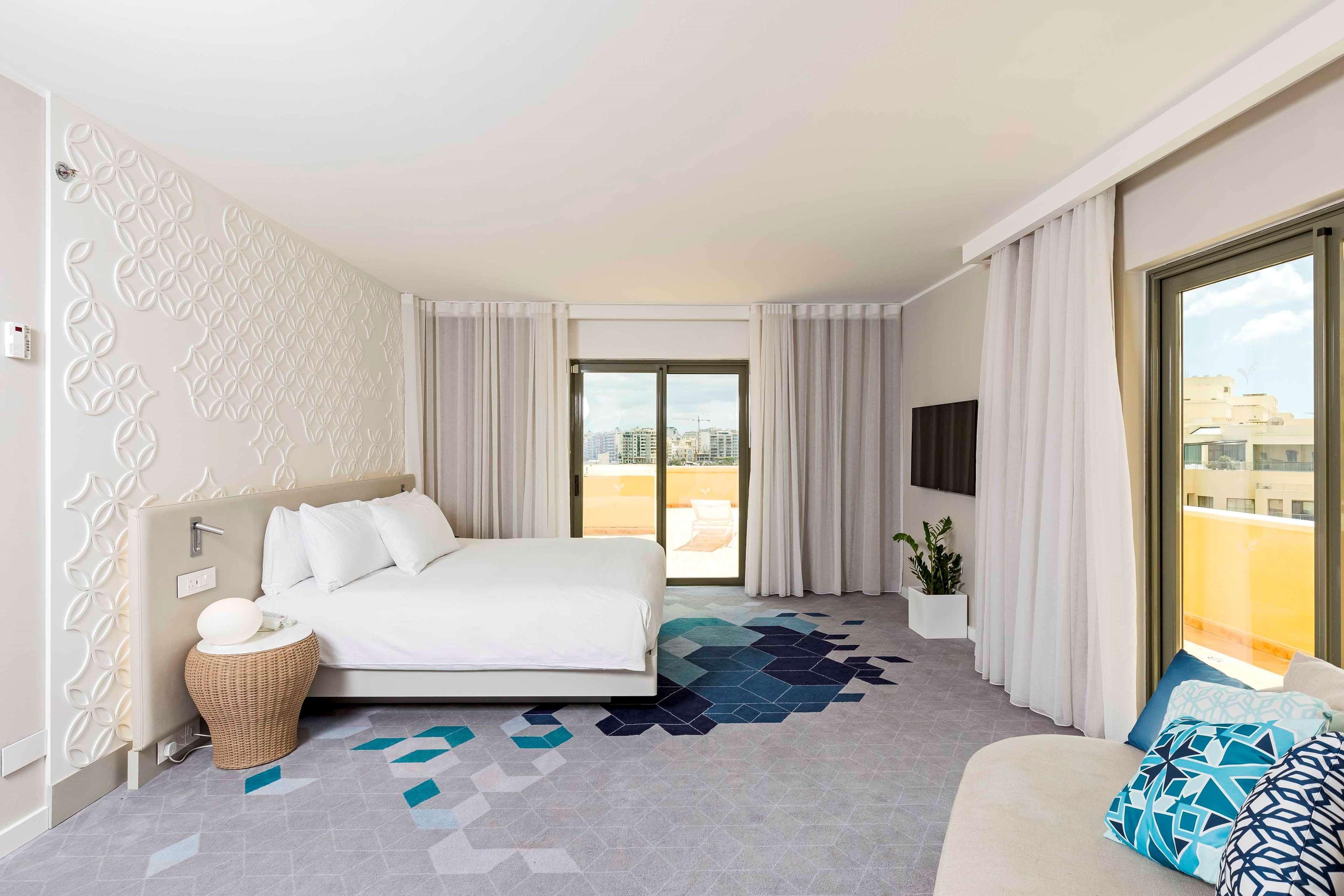 Hilton Malta 5* San Giuliano