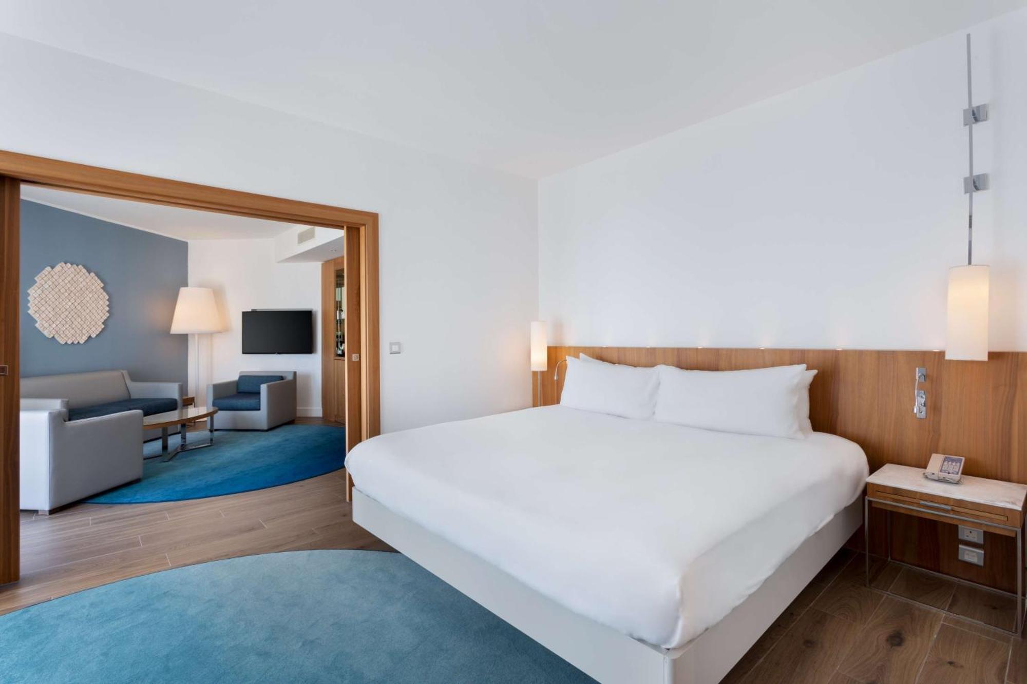 Hotel Hilton Malta 5*